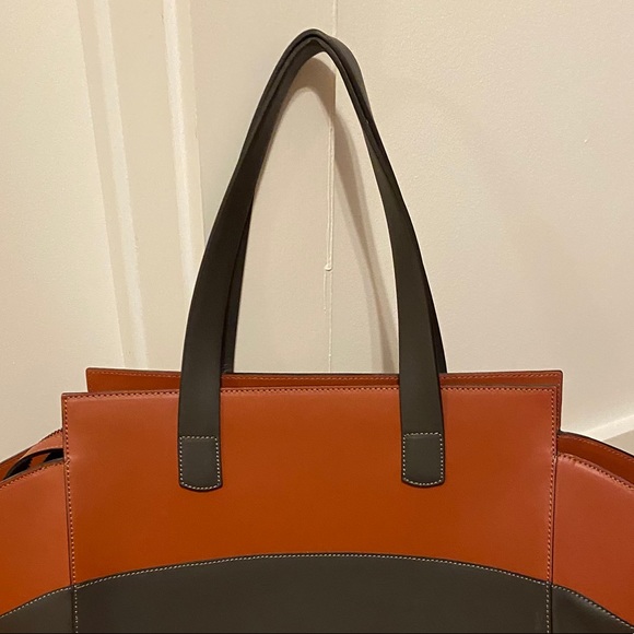 Italian Leather Carry All - Picture 3 of 7